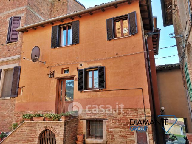 Casa indipendente in residenziale in villastrada