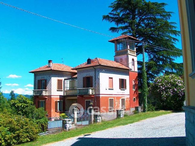 Villa in residenziale in Via per Vedasco