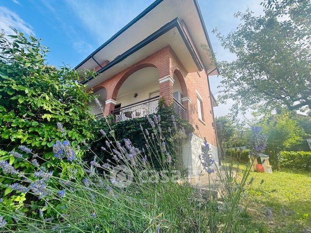 Appartamento in residenziale in Via Dante Alighieri