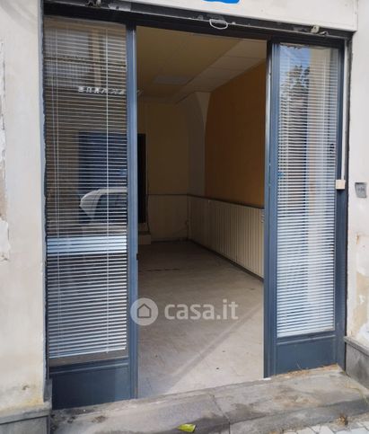 Negozio/locale commerciale in commerciale in Via Principe Umberto 125