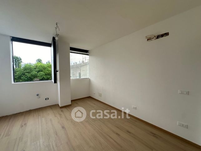 Appartamento in residenziale in Viale Leon Battista Alberti 84