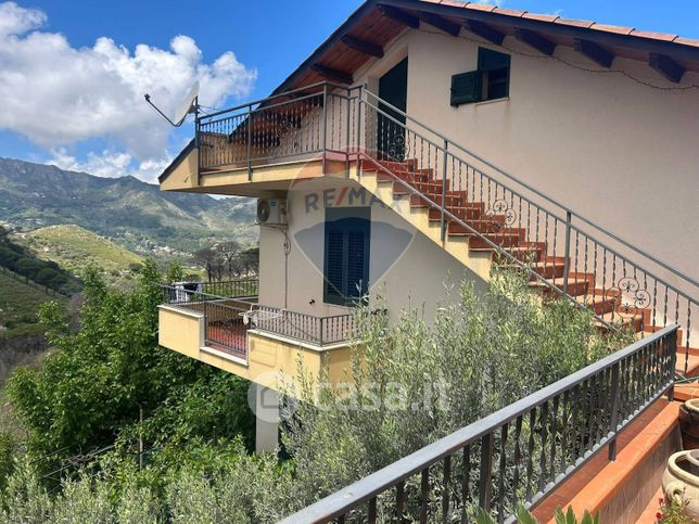 Villa in residenziale in