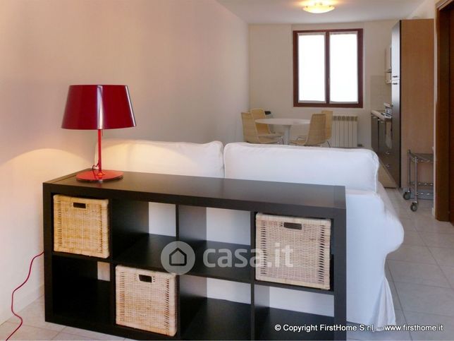 Appartamento in residenziale in Via MILANO