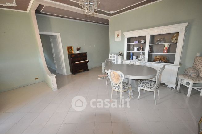 Appartamento in residenziale in Via Genova 460