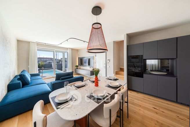 Casa bi/trifamiliare in residenziale in Via Bottego 2