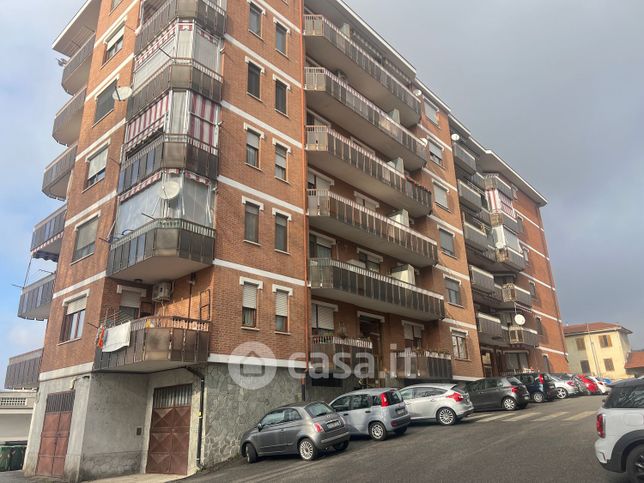 Appartamento in residenziale in Strada Genova 134