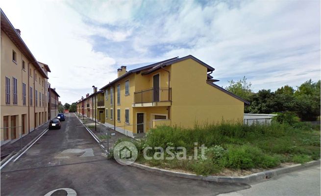 Villetta a schiera in residenziale in Via Generale Saverio Griffini 14