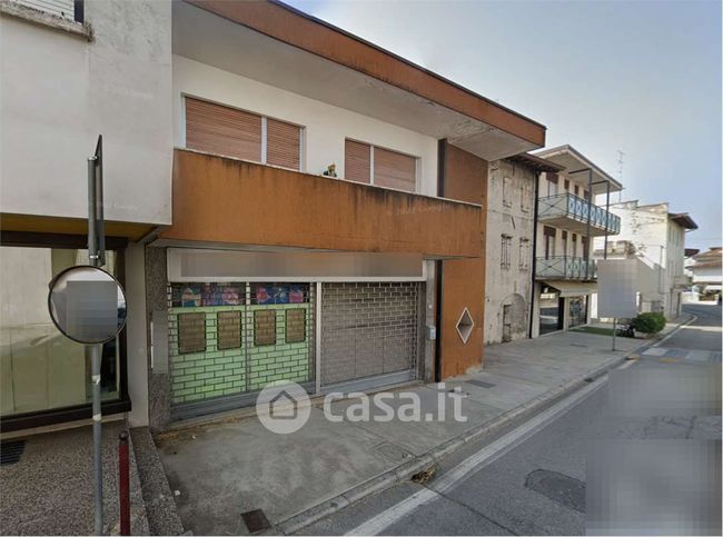 Casa indipendente in residenziale in SP29 3