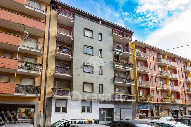 Appartamento in residenziale in Via La Thuile 21