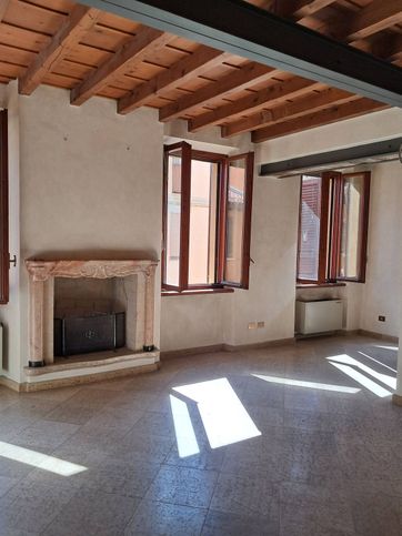 Casa indipendente in residenziale in Via Vittorino da Feltre