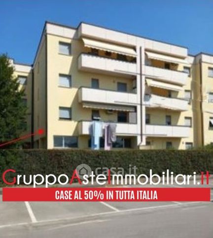 Appartamento in residenziale in Via Ludovico D'Aragona