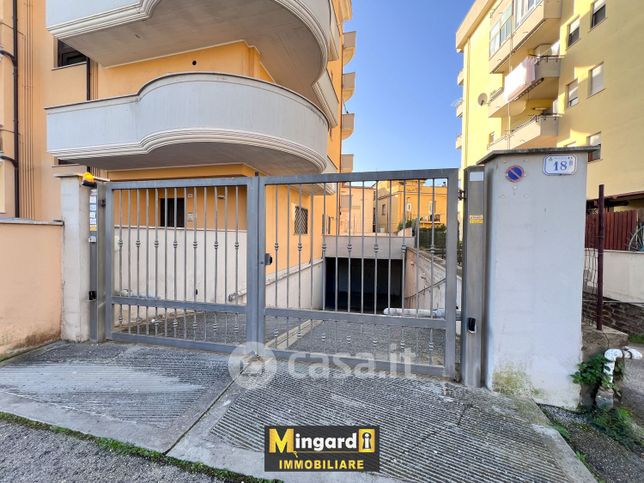 Garage/posto auto in residenziale in Via Aldo Moro 18