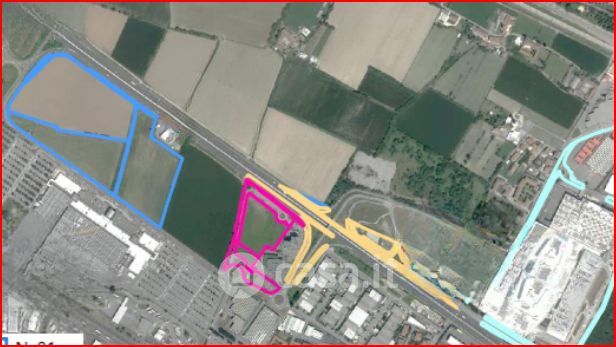Terreno agricolo in commerciale in Via Cascina Fiorita