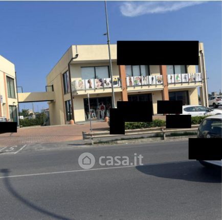 Capannone in commerciale in Strada Statale 1 225