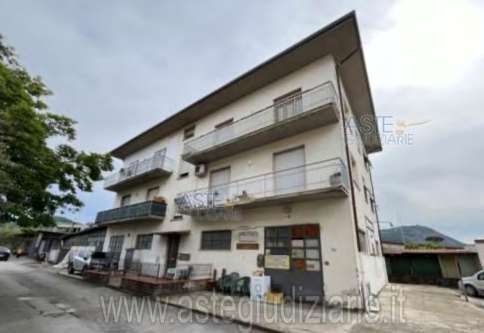 Appartamento in residenziale in Via Empolese 15