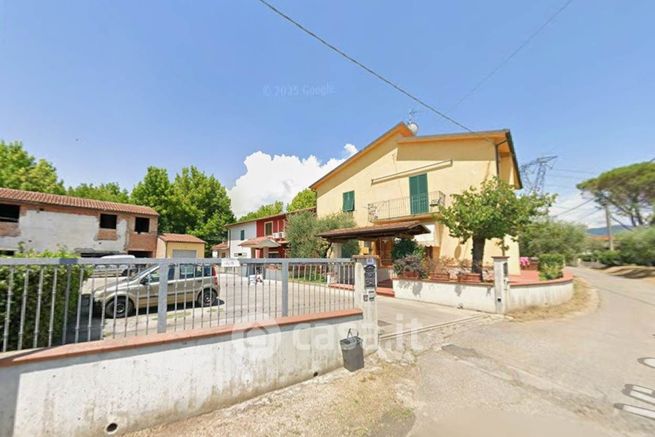 Casa indipendente in residenziale in Via Sant'Andrea 411