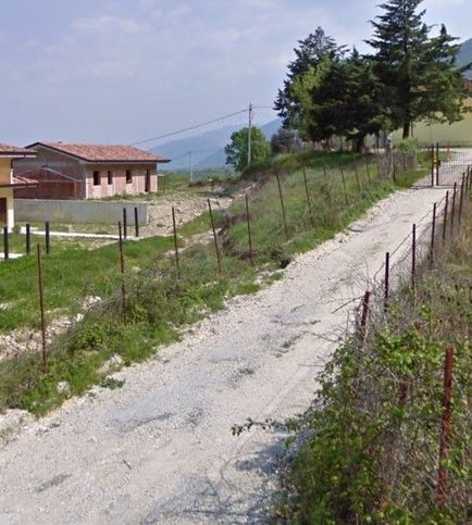 Terreno edificabile in residenziale in Via Fontana del Gatto