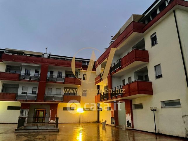 Appartamento in residenziale in Via Regalone 14