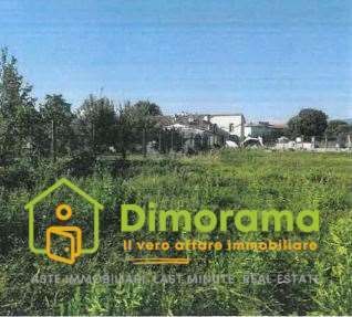 Terreno agricolo in commerciale in Via Cava 241