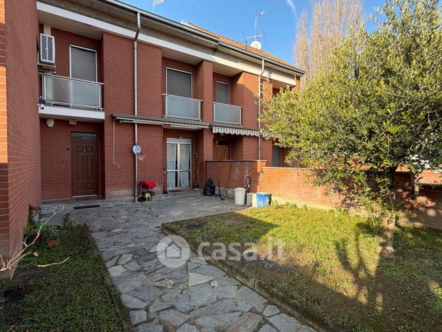 Villetta a schiera in residenziale in Via Alessandro Tonso 78
