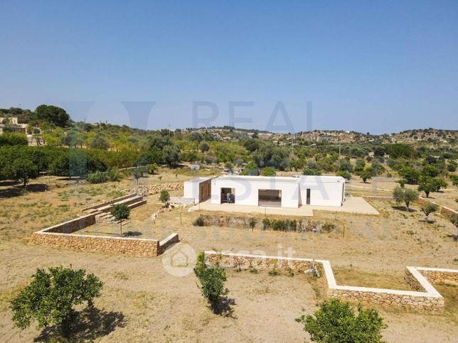 Villa in residenziale in Via Tommaso Fazello 228