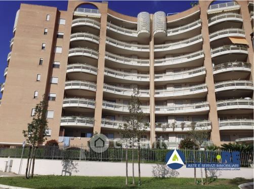 Appartamento in residenziale in Via Carroceto 154 H