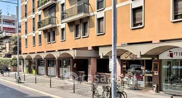 Box/posto auto in residenziale in Via Mazzini 82