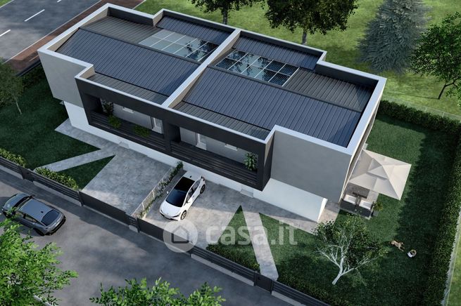 Casa bi/trifamiliare in residenziale in Via Firenze
