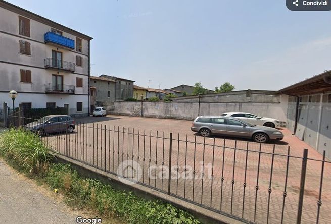 Appartamento in residenziale in Via Inello 1