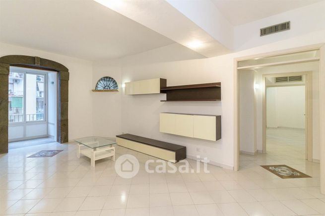 Appartamento in residenziale in Via Giacomo Leopardi 125