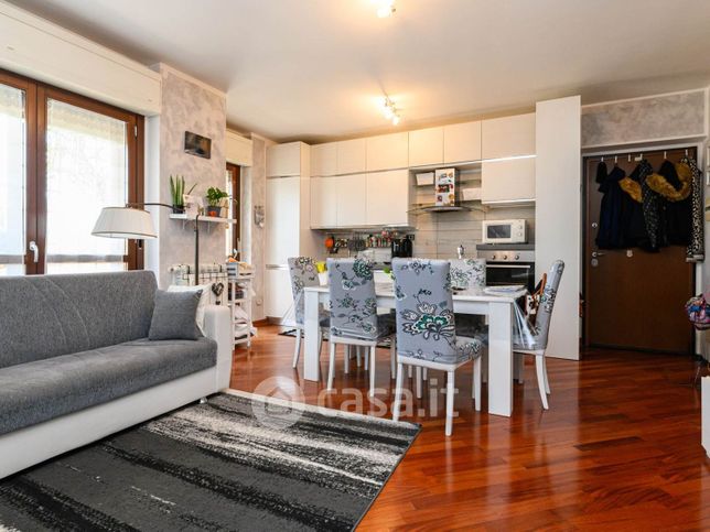 Appartamento in residenziale in Via Raffaello Liberti