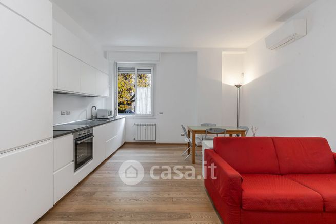 Appartamento in residenziale in Via Gran San Bernardo 11 A