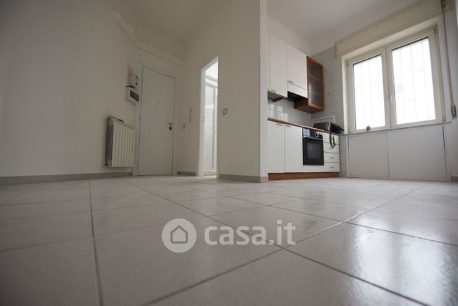 Appartamento in residenziale in Via Gino Doria