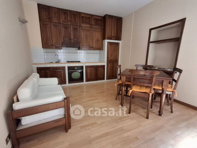 Appartamento in residenziale in Via Castello
