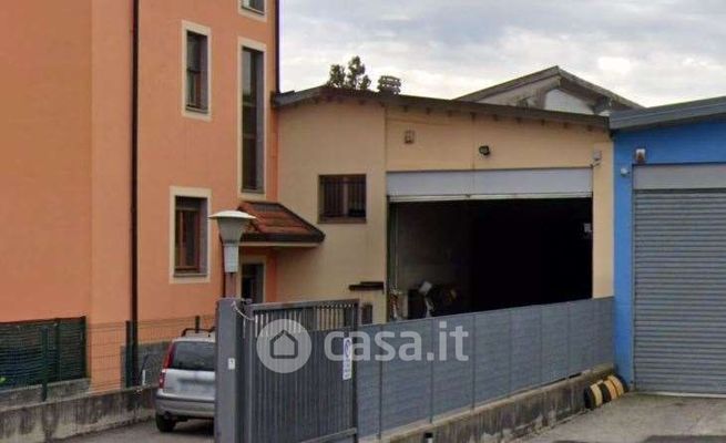 Appartamento in residenziale in Via A. Grandi 24