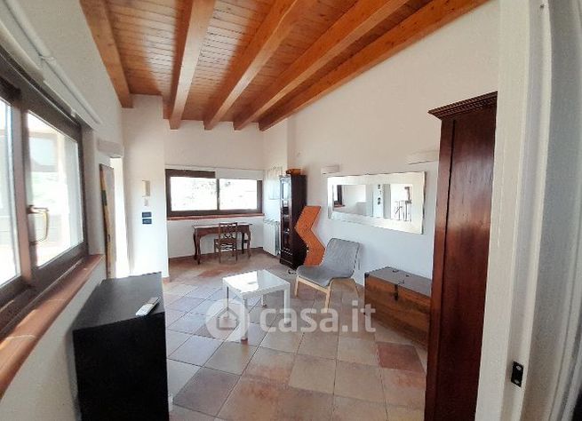 Casa indipendente in residenziale in Via Altofonte