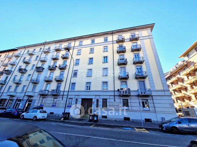 Appartamento in residenziale in Via Michele Lessona 33