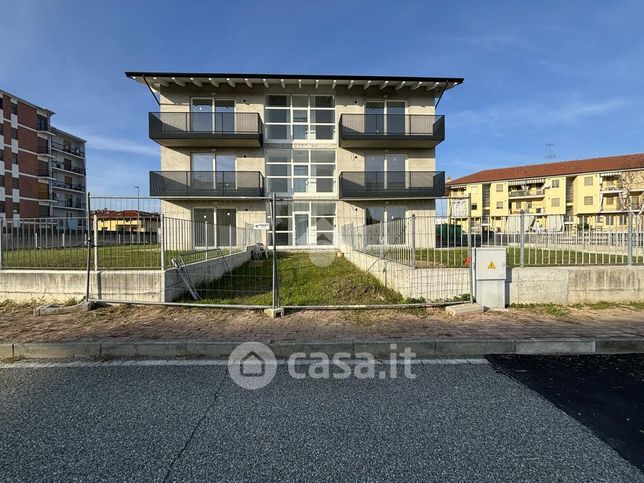 Appartamento in residenziale in Via Monte Rosa 3