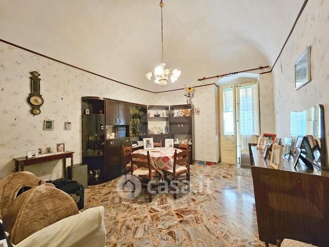 Appartamento in residenziale in Via Forges Davanzati