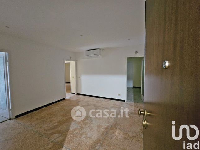 Appartamento in residenziale in Via Giordano 47