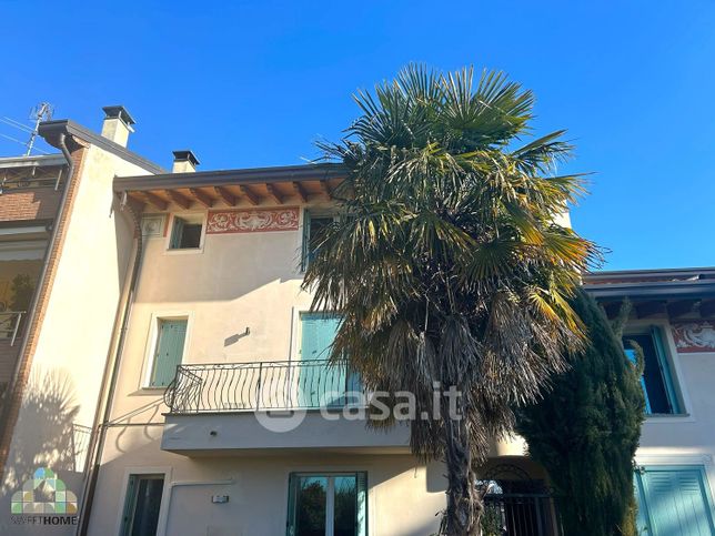 Appartamento in residenziale in Via del Donatore 15