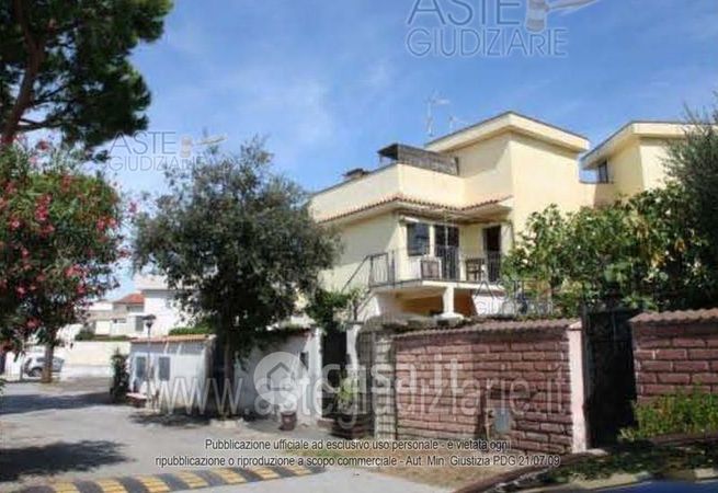 Appartamento in residenziale in Via Teseo 4 /b