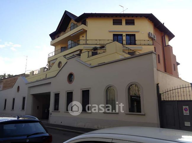 Appartamento in residenziale in Via Torino 7 A