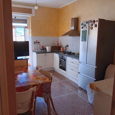 Appartamento in residenziale in Via Tortona