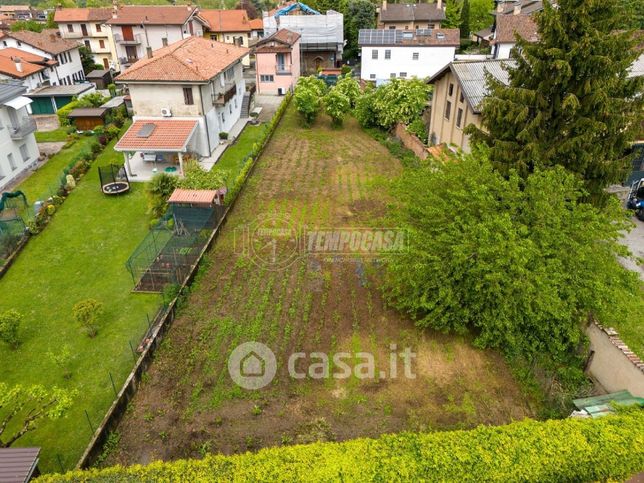 Terreno edificabile in residenziale in Via LibertÃ  7