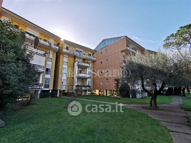 Appartamento in residenziale in Via Evemero