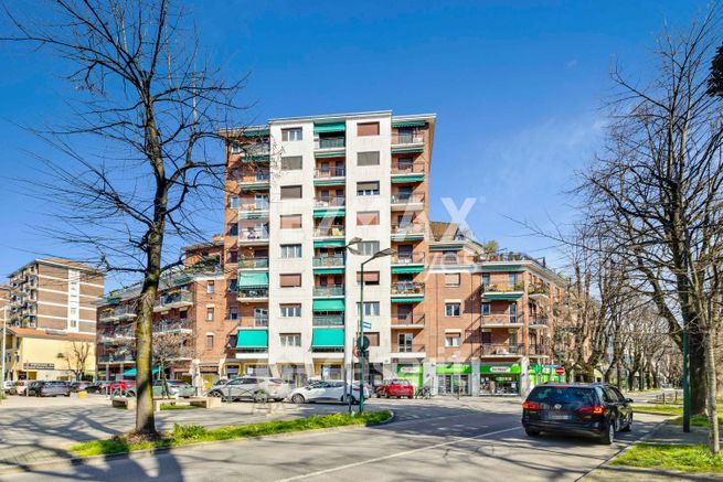 Appartamento in residenziale in Piazza Trento e Trieste 4