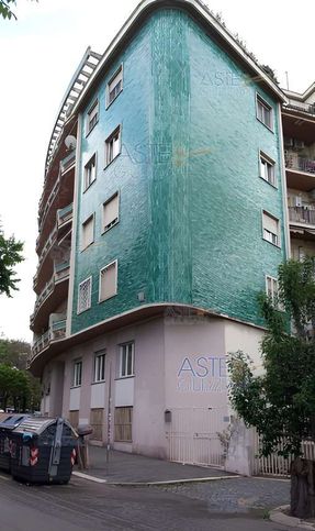 Appartamento in residenziale in Via del Giuba 19