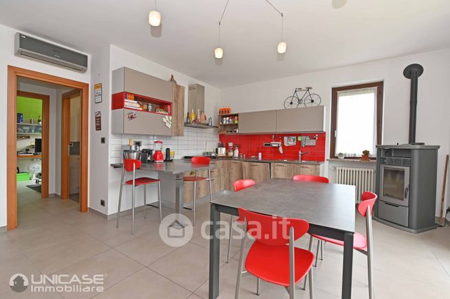 Appartamento in residenziale in Via E. Daneo 35