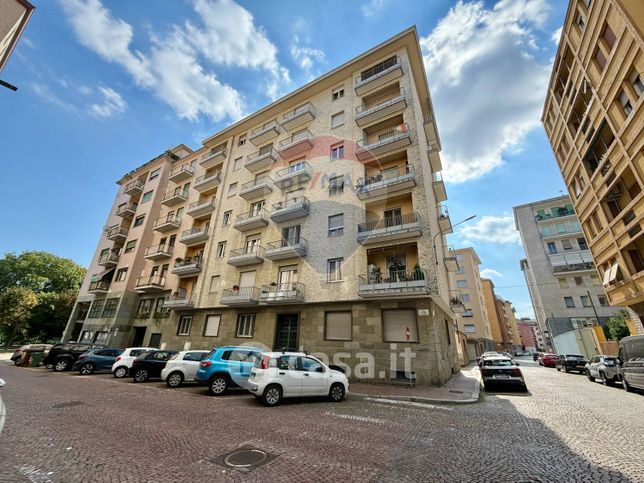 Appartamento in residenziale in Via Gaetano de Marchi 1
